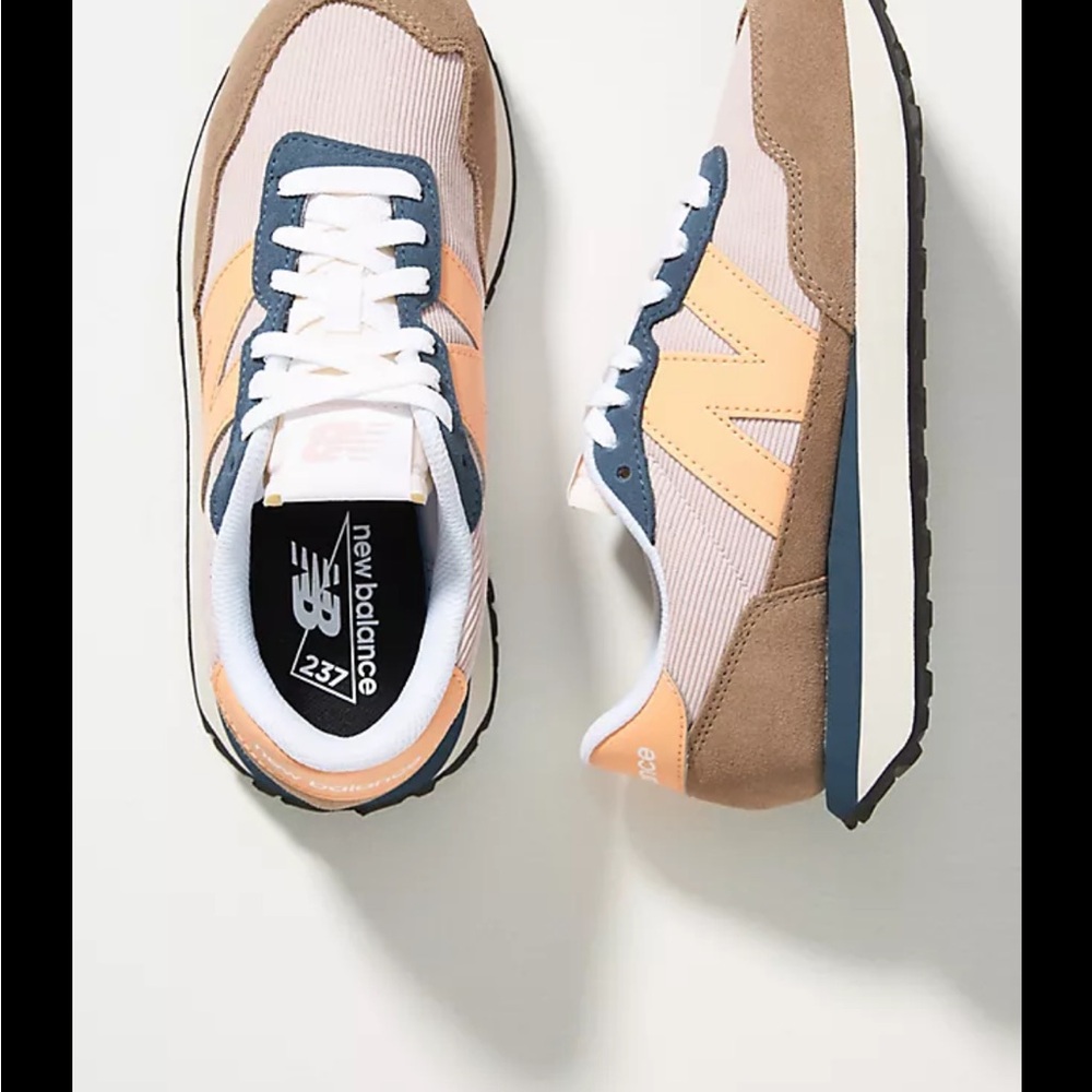 New Balance 237 Sneakers